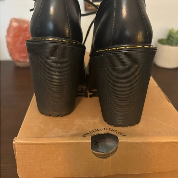 Dr. Martens Salome size 6 - Picture 4 of 5